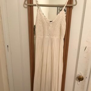 Gorgeous white maxi dress